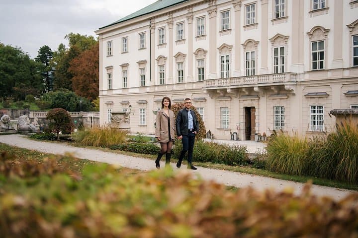 Private Vacation Photoshoot with Photographer in Vienna