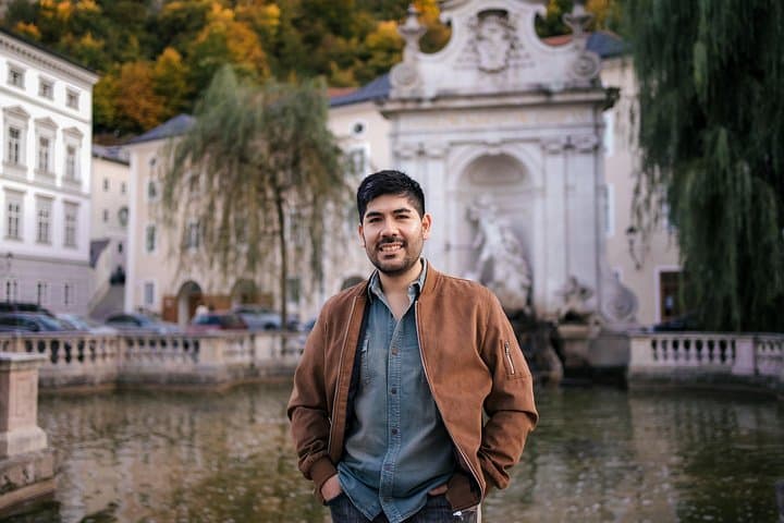 Private Vacation Photoshoot with Photographer in Vienna