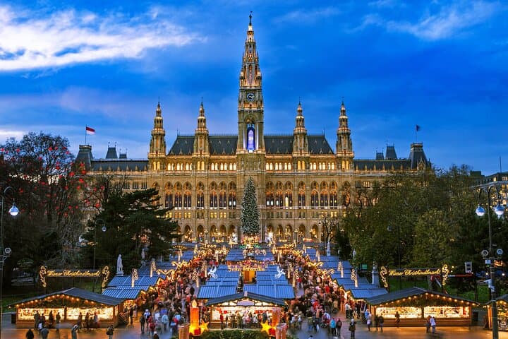 Vienna Walking Tour with Audioguide on Your Smartphone