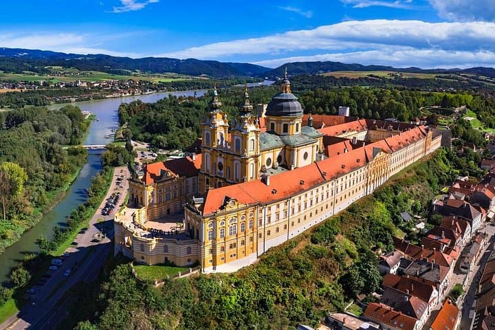 Vienna Private Day Trip to Melk with Tickets to Abbey and Tasting