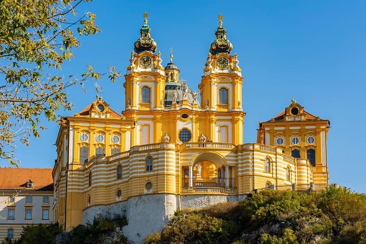 Vienna Private Day Trip to Melk with Tickets to Abbey and Tasting