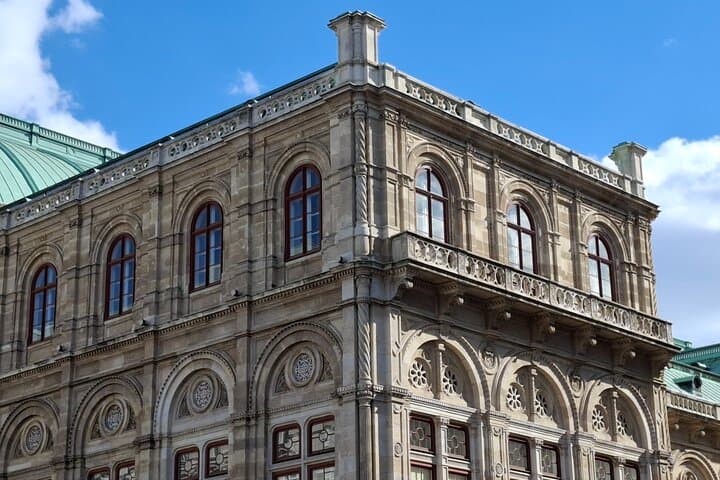 Vienna City Walk 2h: Highlights & Insights (DE/EN)
