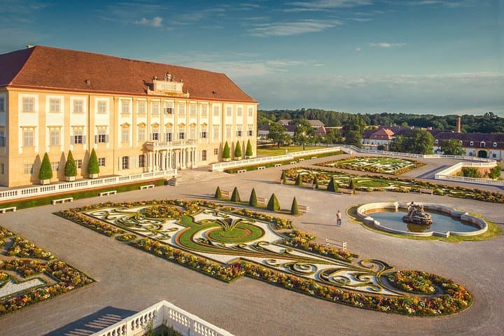 Vienna Half-Day Trip to Schloss Hof Palace & Gardens