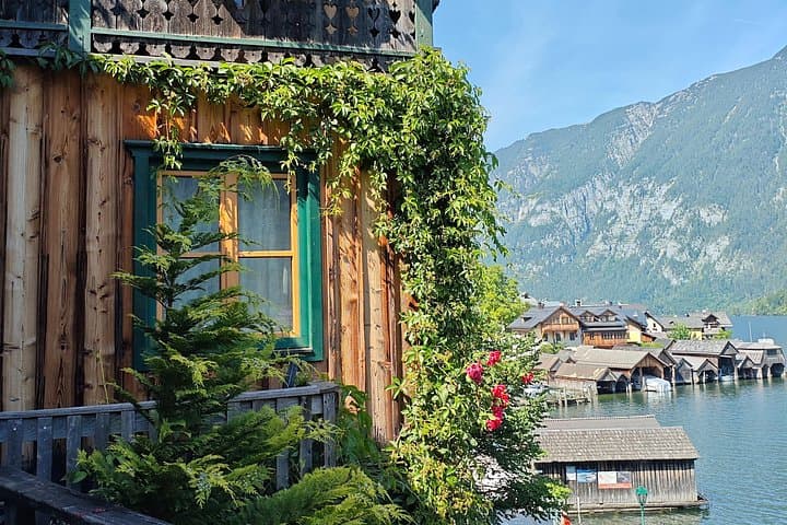 Salzburg & Hallstatt: The Smart Route Private Tour (Driver+Guide)