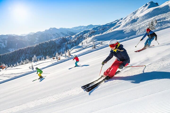 Fixed price private ski transfer Salzburg Airport to Kitzbühel