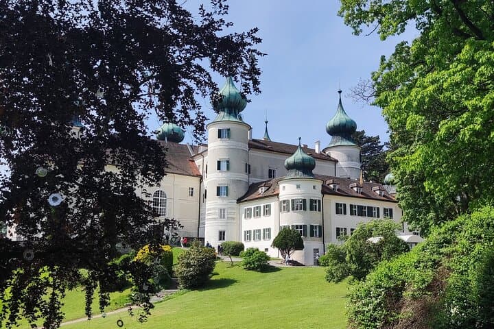 Visit the final resting place of Franz Ferdinand and Sophie