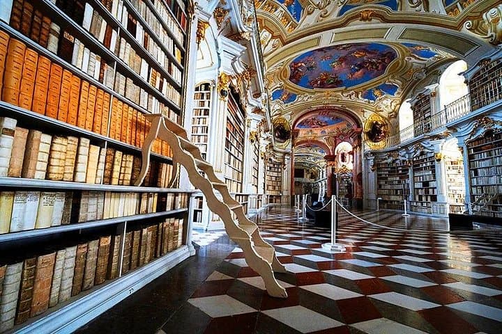 Hallstatt and Admont Abbey Private Day Tour from Salzburg