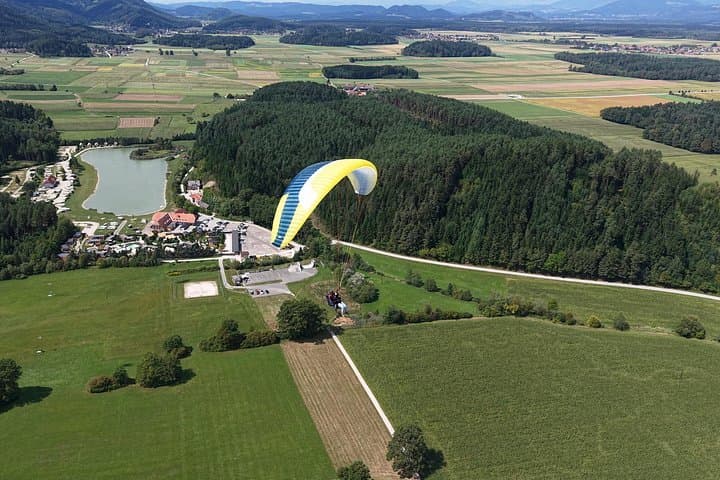 Tandem Paragliding Adventure in Carinthia
