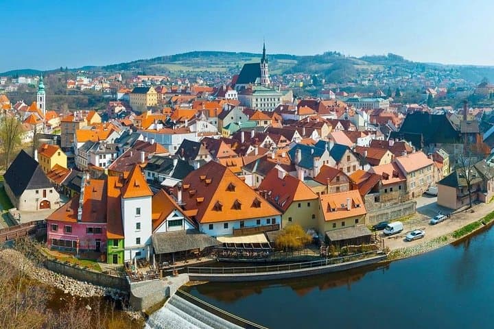 Cesky Krumlov Private Day Tour from Salzburg
