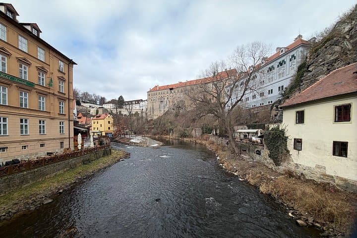 Vienna to Prague private transfer with stop in Cesky Krumlov