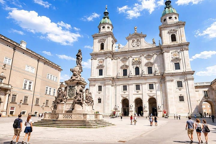 Private Salzburg Walking Tour with Local Guide