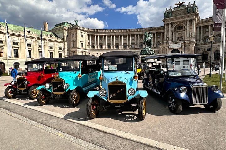 Vienna Gardens City Tour Including Belvedere Palace