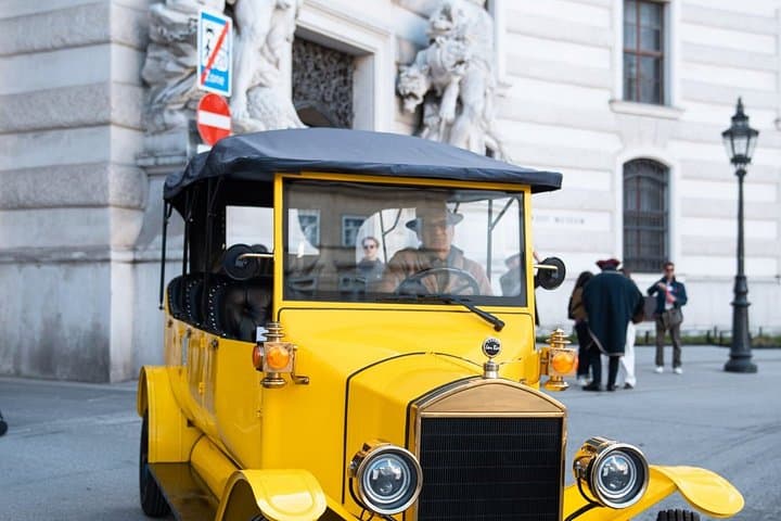 Vienna Hidden Gems & Coffee Houses - Premium.