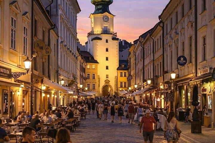 Exclusive Private Budapest & Bratislava Experience from Vienna