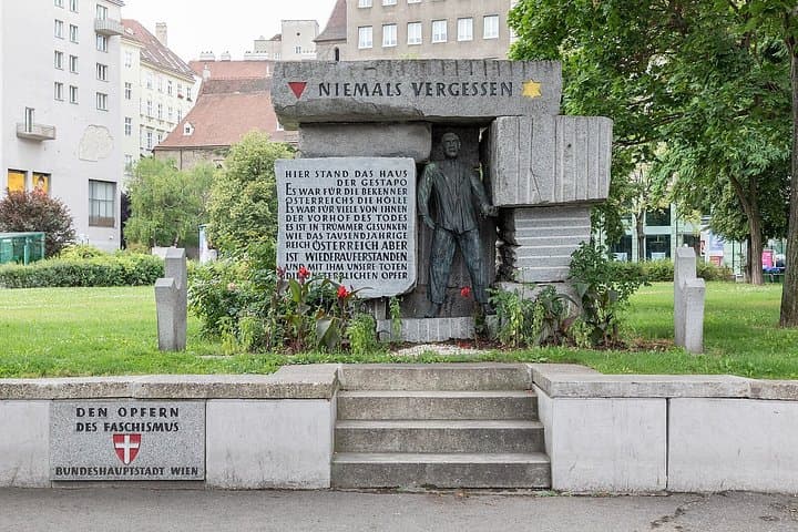 Vienna World War II, Nazi Regime & Hitler Walking Tour