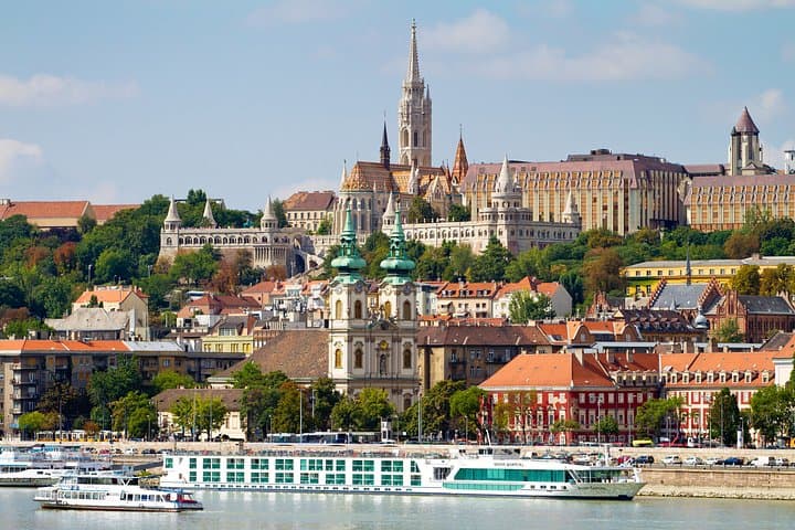 Vienna: Budapest & Bratislava Two Capitals Day Trip