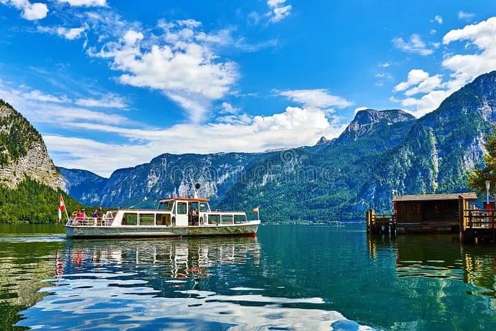 Day Tour Hallstat From Wien With Boat Cruise And Driver Guide