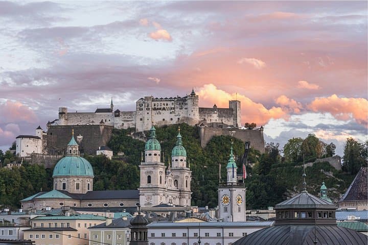 Private Hallstatt Salzburg Day Tour from Vienna