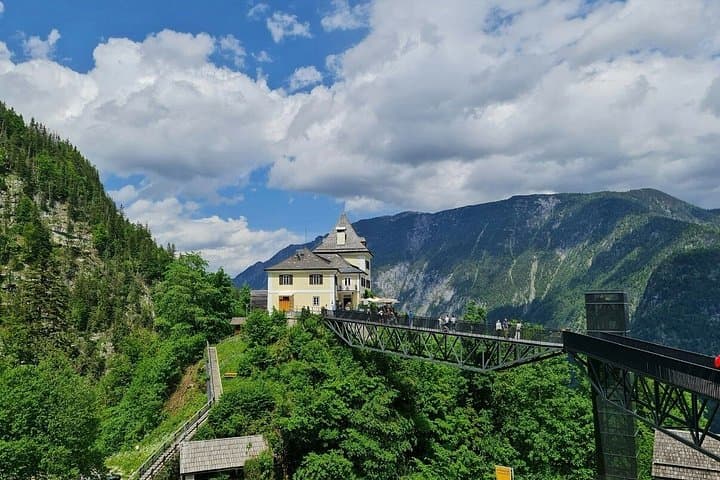 Private Hallstatt Salzburg Day Tour from Vienna