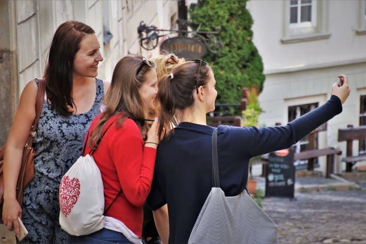Bratislava Private Trip from Vienna: Castle, Old Town & Free Time