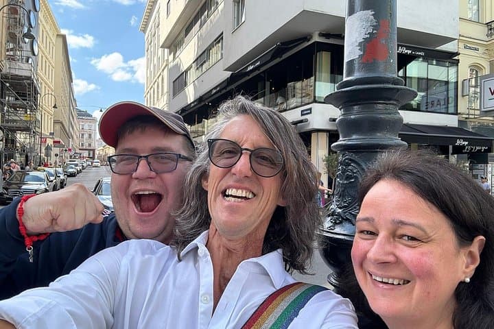Vienna Self-Guided Scavenger Hunt & Walking Tour: History&Gossip