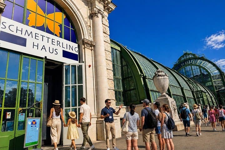 Vienna Private Family Tour: City Highlights, Museum and Cake