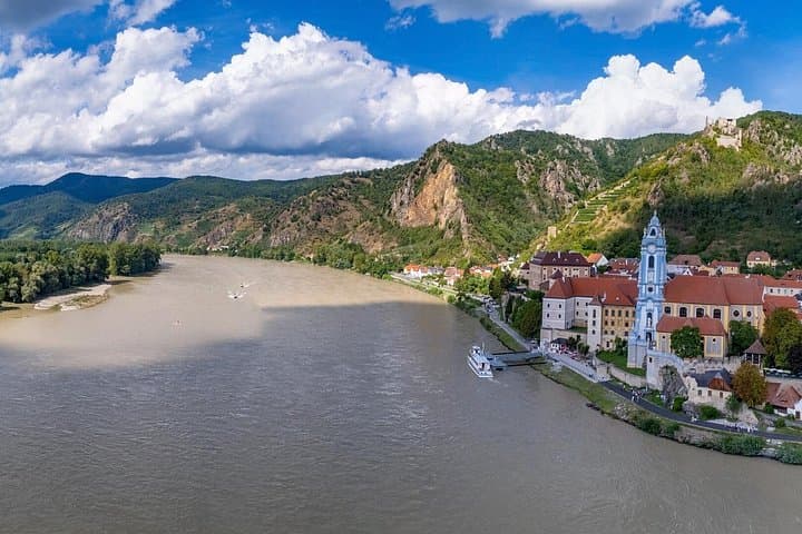 Private Day Trip to Wachau Valley, Mauthausen & Linz from Vienna