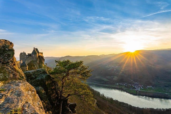 Private Day Trip to Wachau Valley, Mauthausen & Linz from Vienna