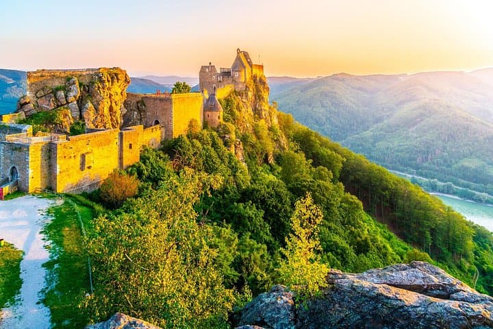 Private Day Trip to Wachau Valley, Mauthausen & Linz from Vienna