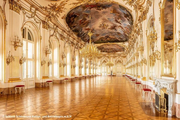 Skip-the-Line Schonbrunn Palace Guided Tour and Vienna Historical City Tour