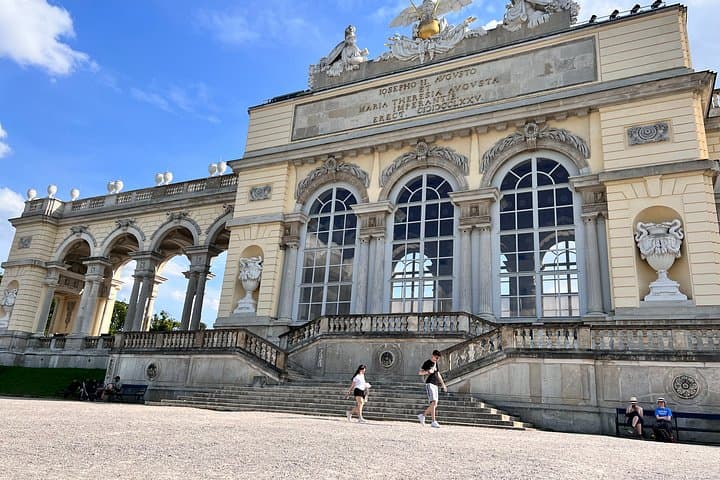 Vienna Schönbrunn Train Strudel Show or Café