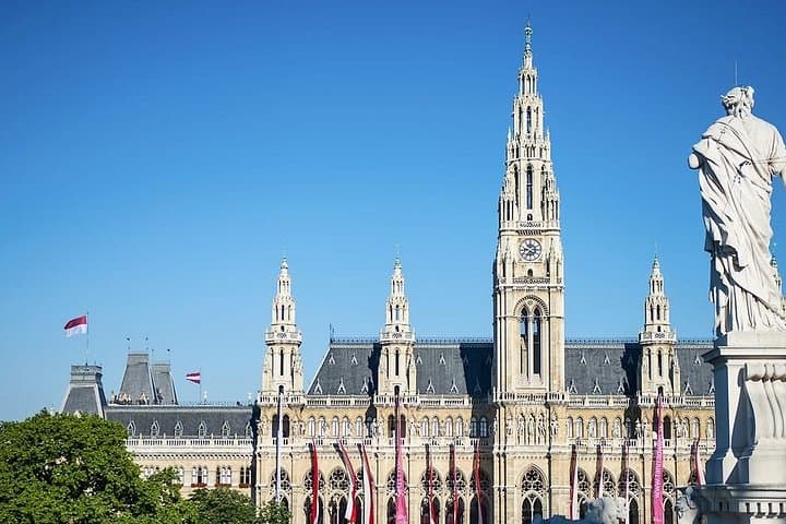 Vienna Private Transfer to Bratislava or Budapest One Way