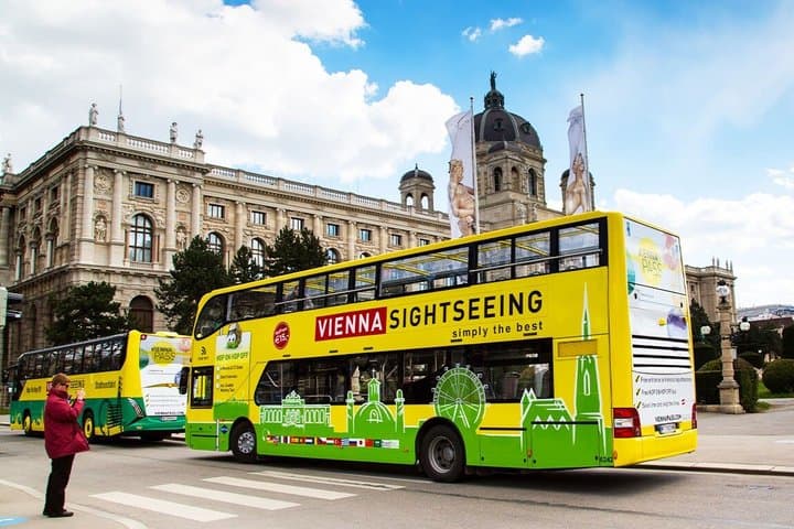 Schönbrunn Palace Guided Tour, City Walk & Audio Tours