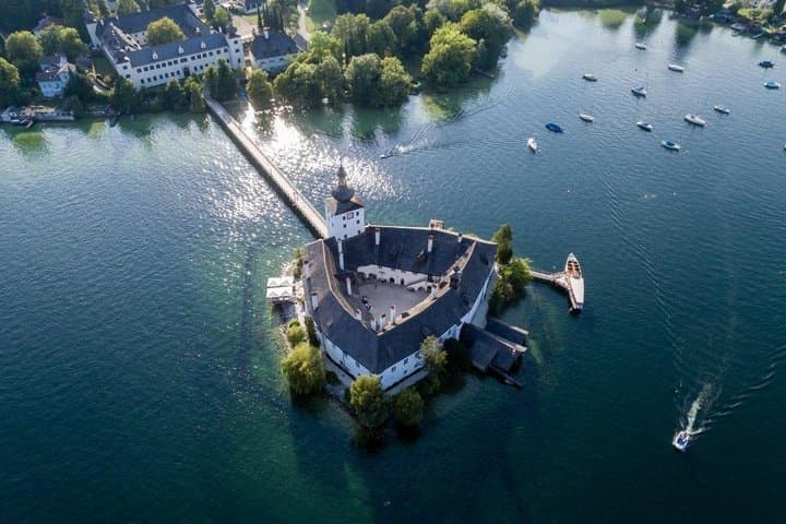 Hallstatt and Ort Castle Day Trip from Vienna