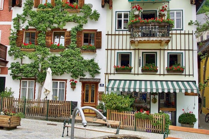 Private Tour from Salzburg to Hallstatt and Wolfgang