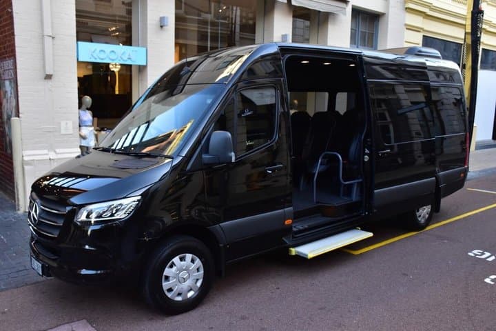 Vienna Airport (VIE) to Vienna hotels - Arrival Private Transfer