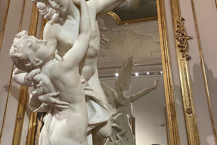 Klimt and Belvedere Palace Tour