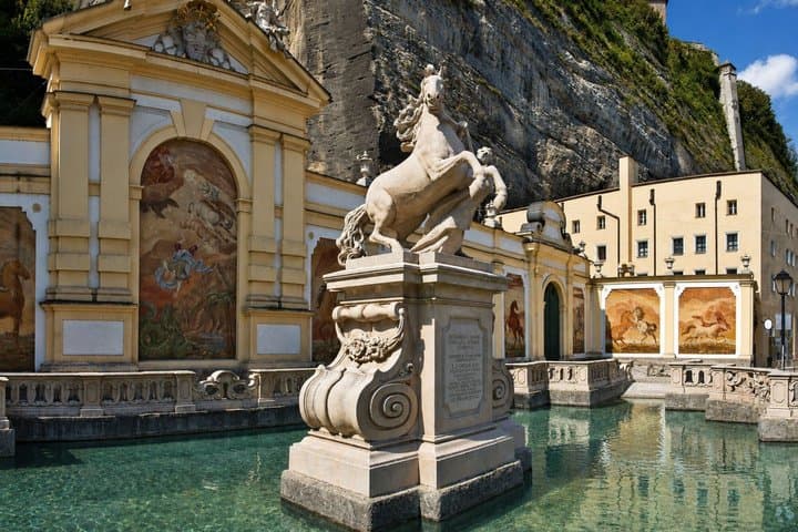 Salzburg Scavenger Hunt & Highlights Self-Guided Walking Tour