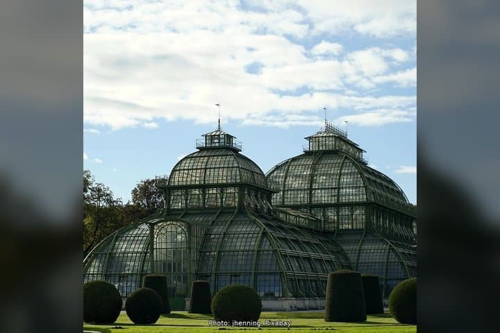 Schönbrunn - Audio Guide and Self Guided Tour (No Palace Ticket)