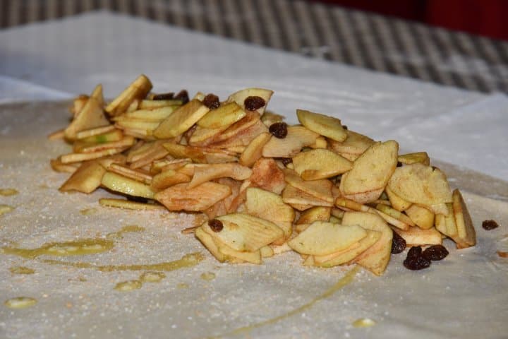 Apple Strudel & Salzburg Prezel Cooking Class Experience & Lunch