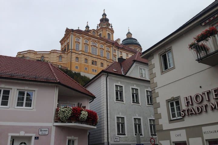 Wachau Valley, Durnstein & Melk: Private Day Tour from Vienna