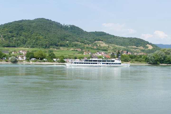 Wachau Valley, Durnstein & Melk: Private Day Tour from Vienna