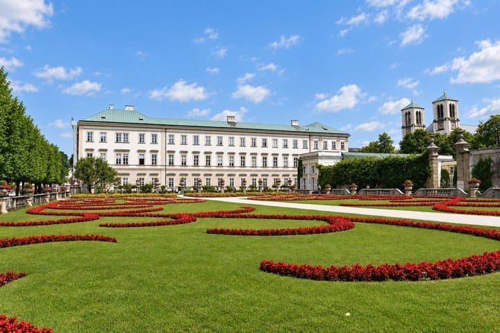 Self-guided podcast tour Salzburg: Beyond Edelweiss