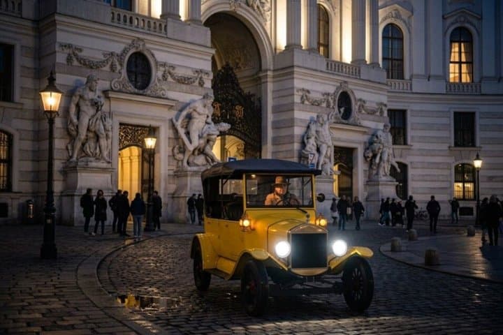 Vienna: Night Tour