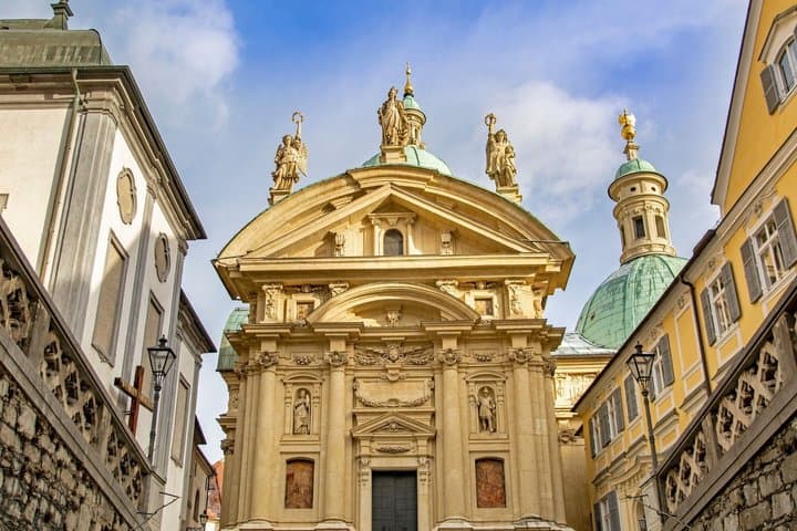 Graz Scavenger Hunt and Highlights Self Guided Walking Tour