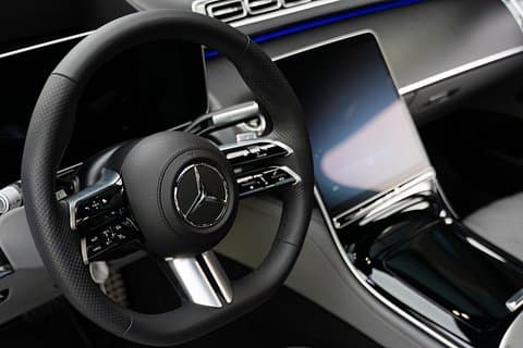 Full Day Private Tour to Budapest in a Luxury Car with Pickup