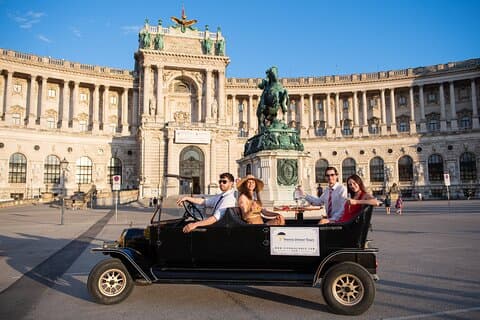 Classic Oldtimer Vienna Tour with Scenic Views & Gourmet Lunch