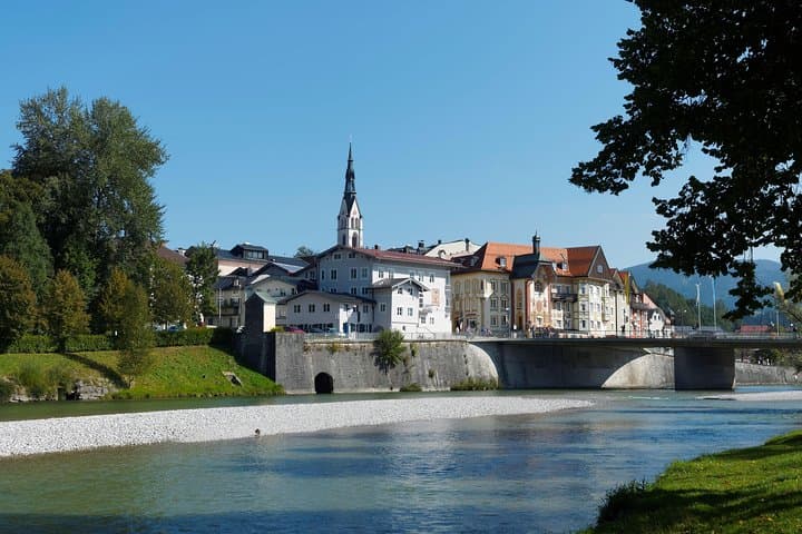 Scenic drive through Bavaria with the end of the tour in Munich