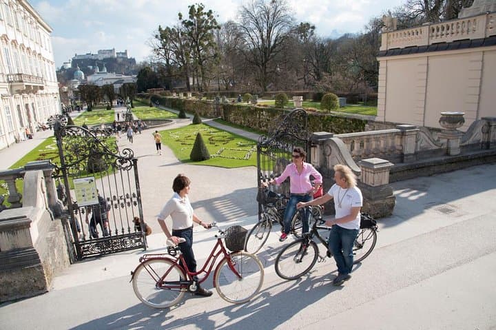 Discover Salzburg by bike: Fun and informative