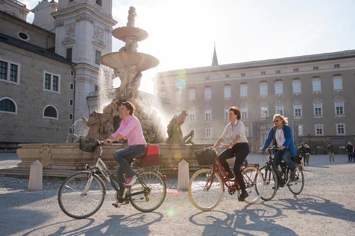 Discover Salzburg by bike: Fun and informative
